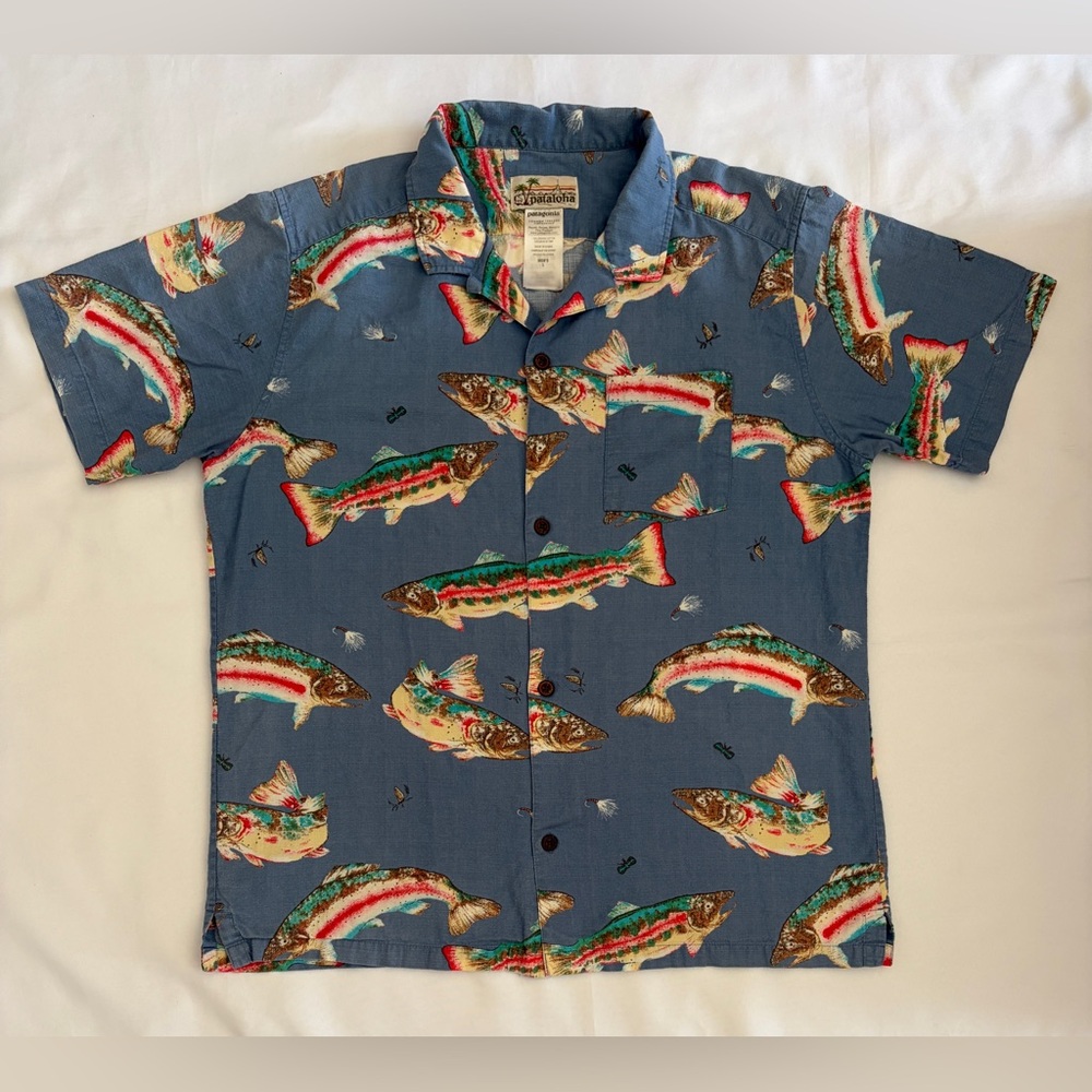 Patagonia Pataloha Men’s Size L Hawaiian Shirt Rainbow Trout Fish Kebari Flies